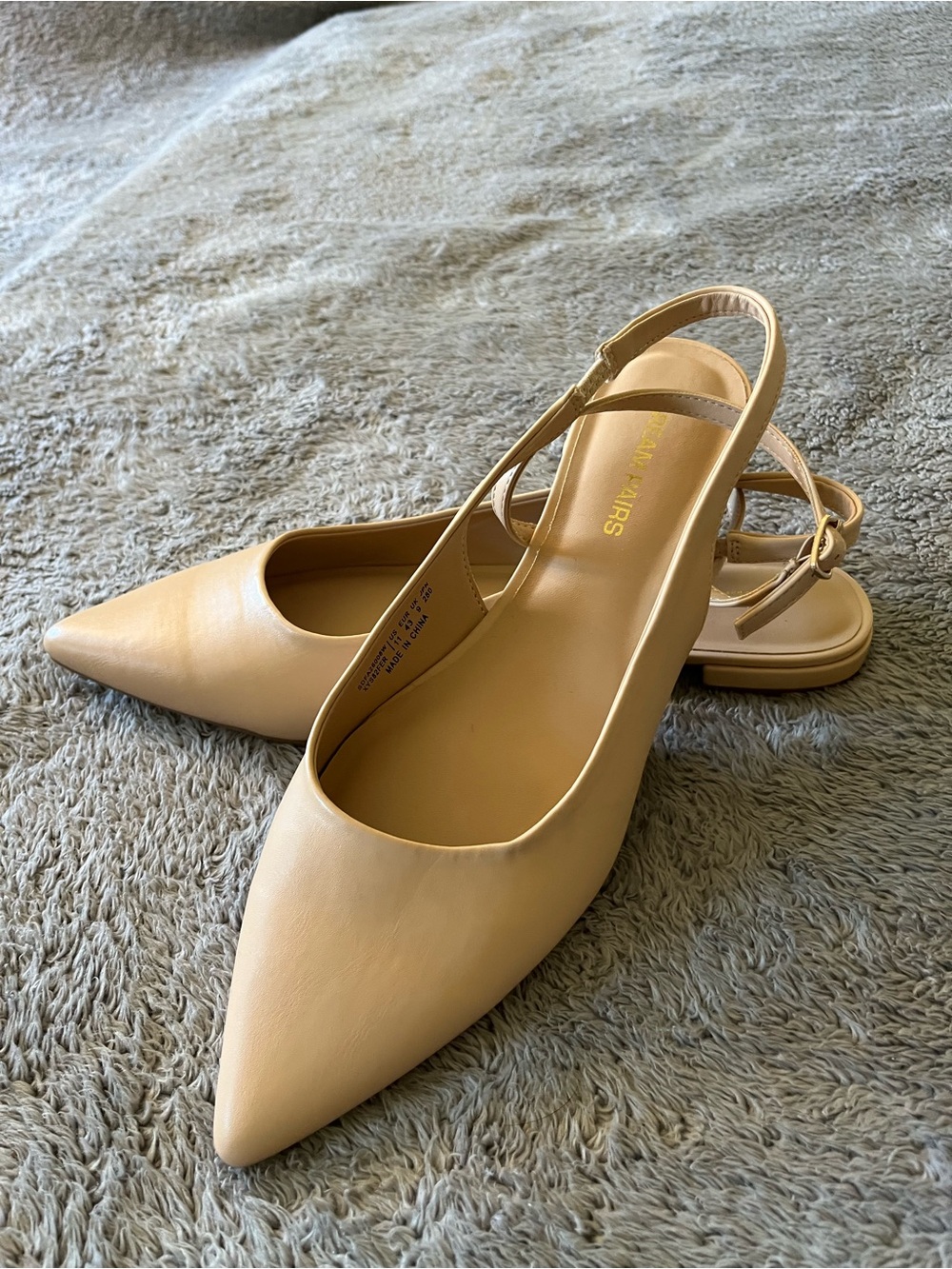 Dream Pairs Nude Pointed Slingback Flats - Picture 2 of 4